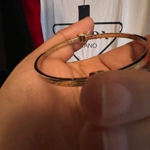 Fendi bracelet size M original 18K gold